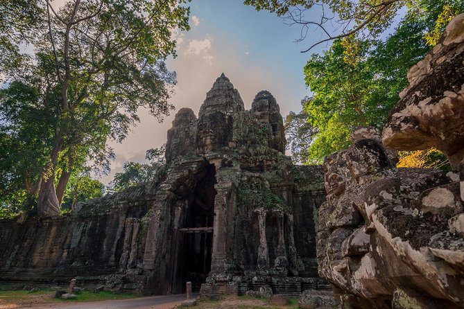 1-Day Angkor Wat Sunrise & All Interesting Temples Private Tour - Preah Palilay finishes with a quieter temple