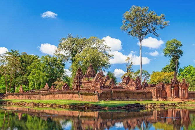 1 Day Beng Mealea ,Koh Ker Pyramid Temple and Peah Vihear Temple - Lunch and the practical cost of the day
