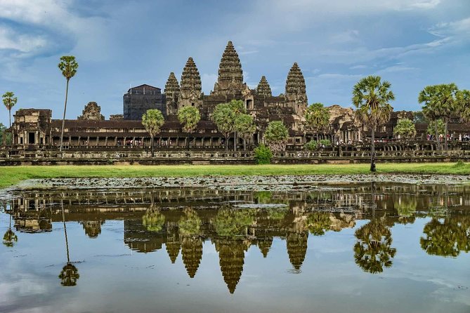 1 Day Discover Angkor Wat Sunrise Private Tour - Why the 5am start is worth it