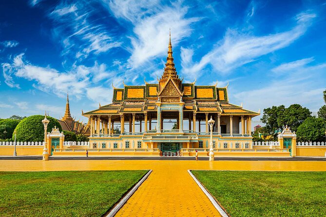 13 Days Private Tour to Cambodia, Angkor Wat and Vietnam - Phnom Penh, from royal rooms to the Killing Fields