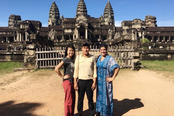 2-Day 'Angkor & Village' Tour - Day 1: Bayon, Baphuon, and the royal center