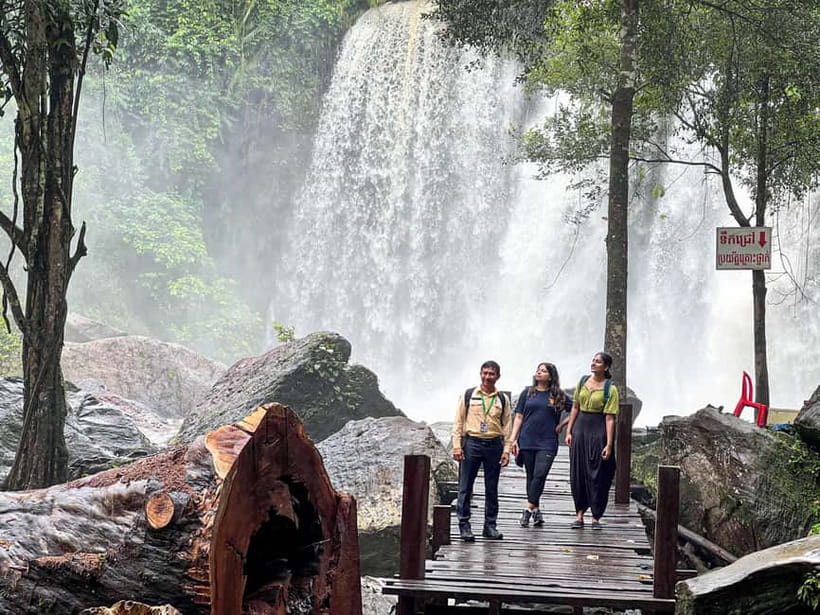 2-Day Angkor Wat, Kulen Mountain, Beng Mealea and Tonle Sap - Kampong Phluk on Tonle Sap Lake