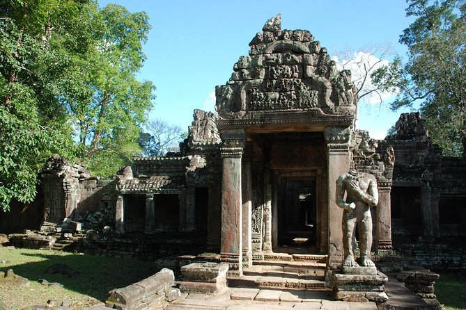 2-Day Angkor Wat & Tonle Sap Tour - Pre Rup, Banteay Samre, and the road to Banteay Srei