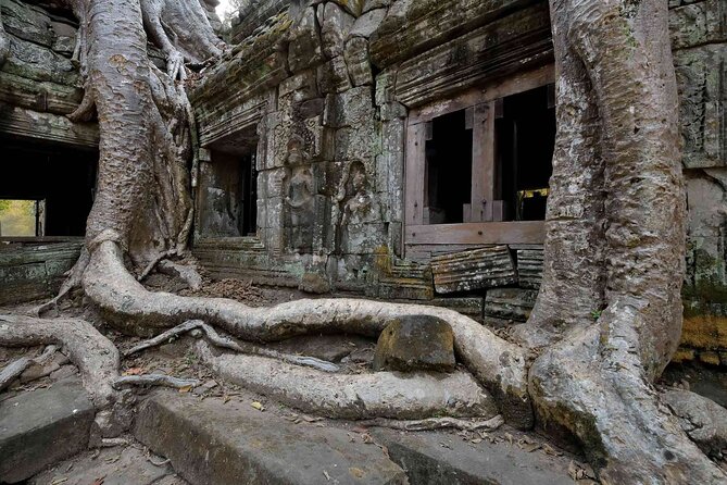 2-Day Phnom Penh to Siem Reap and Angkor Wat Temples - What the $125 price really covers