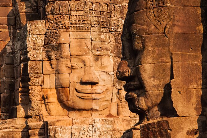 2-Day Unforgettable Experience of Angkor Wat - Street food and evening shopping on Road 60m