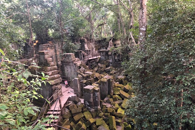 2 Days Discover Angkor Wat Complex and Cambodia's Villages Tours - Day two at Beng Mealea and the Tonle Sap villages