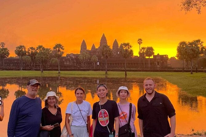 2 Days Guided Historical Tour in Angkor - Day two: quieter ruins and a sunset finish