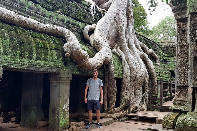 2-Days Private Tour in Angkor Sunrise, Banteay Srei and Beng Mealea Temple - Transport, comfort, and the eight-hour days