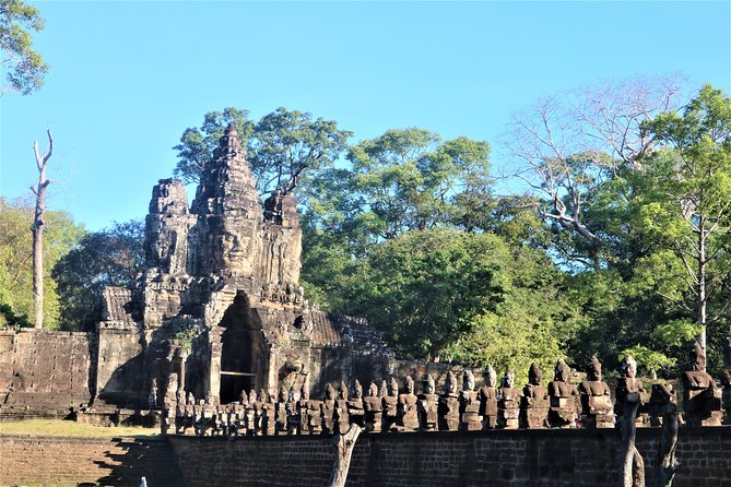 2 Days Temples with Sunrise-Small Group - Srah Srang is the practical breakfast stop