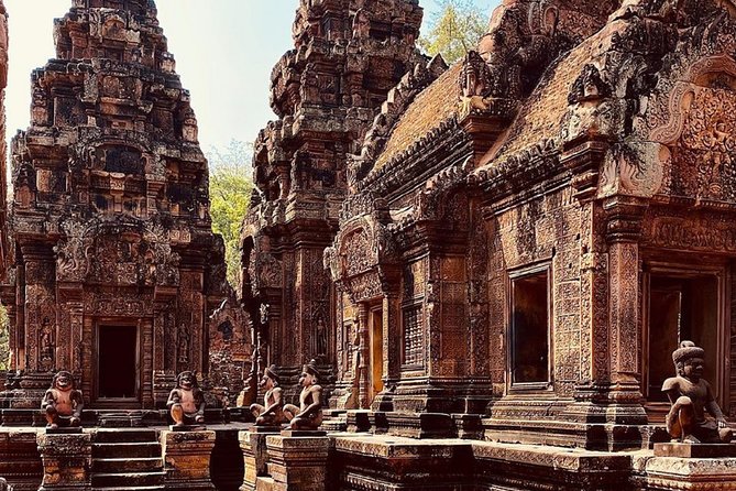 2-Days Tour (The Best Historical of Khmer Empire) - Day two: Angkor Wat and Ta Prohm