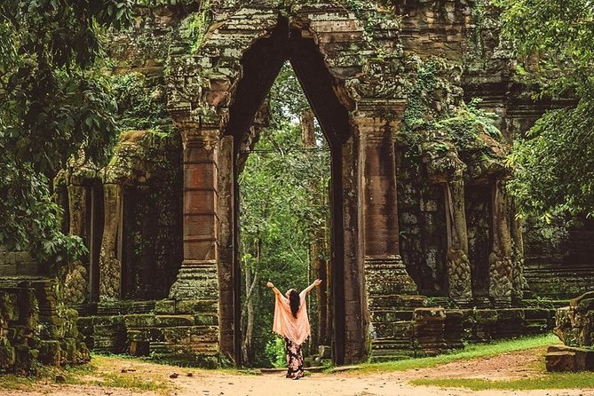 2-Days Tour (The Best Historical of Khmer Empire) - Old Market and Artisans Angkor