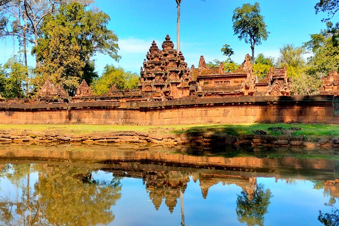 3-Days Private Angkor Wat Sunrise/Sunset Tours & Floating Village - Day 2: Reservoir temples and Banteay Srei