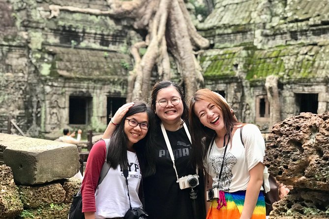 4-Day Excursion of Angkor, Koh Ker, Beng Mealea, Tonle Sap and Waterfalls - Day 3: Phnom Kulen, Banteay Srei, and Tonle Sap