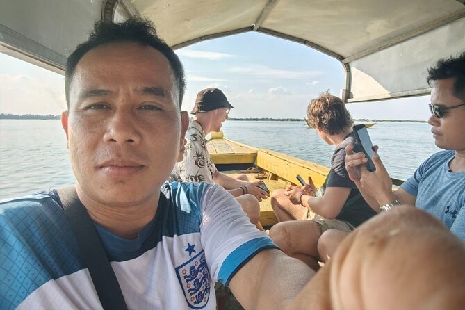 4 hours taking tuk tuk to see Mekong dolphins and countryside - Who will enjoy this experience most?