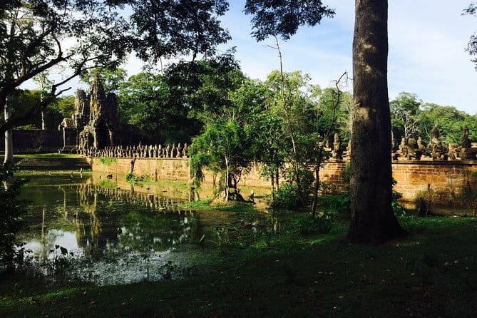 A Day Angkor Park Tours - Private English Speaking Tour Guide - Angkor Thom: the three-hour centerpiece