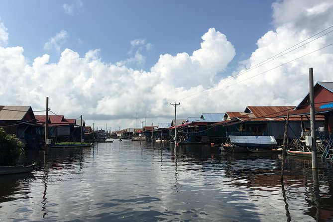 A day Trip Sightseeing Phnom Penh - Siem Reap - Private English Speaking Driver - Why Take the Road Instead of Flying?