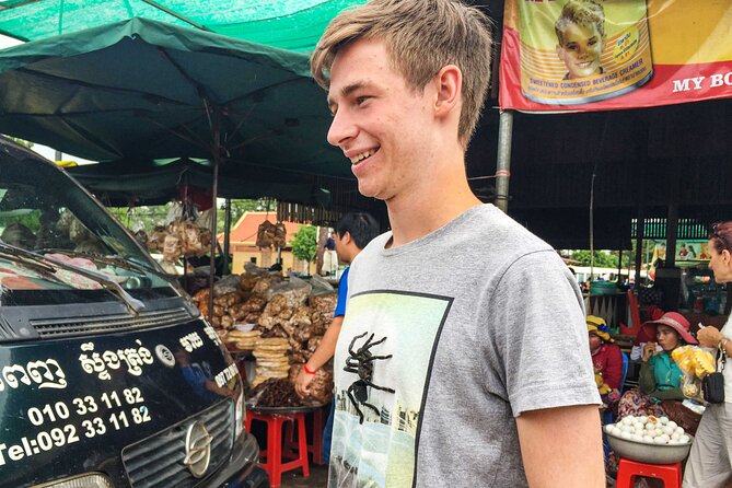 A day Trip Sightseeing Phnom Penh - Siem Reap - Private English Speaking Driver - Kampong Kleang Beside Tonle Sap