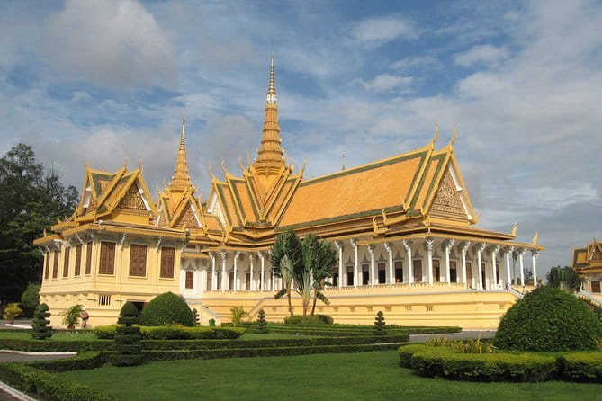 A Day Trip to Angkor Wat, Bayon, Taprohm from Phnom Penh - Angkor Enterprise and the extra $37 entrance fee