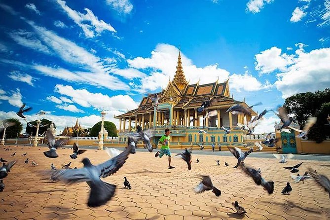 A Half Day Tour in Phnom Penh City - Facing the past at Tuol Sleng Genocide Museum