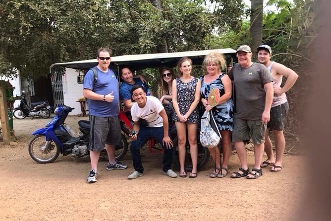 Afternoon tour by tuk tuk to bamboo train,bat cave,killing cave,countryside. - The bat flight at sunset