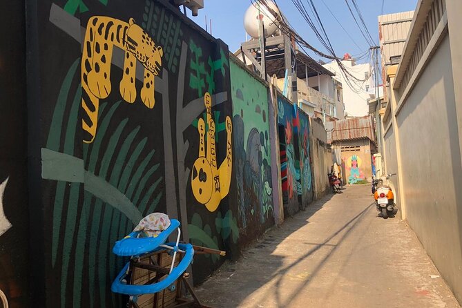 An Afternoon of Contemporary Art in Phnom Penh by Tuk Tuk - Who should book this afternoon?