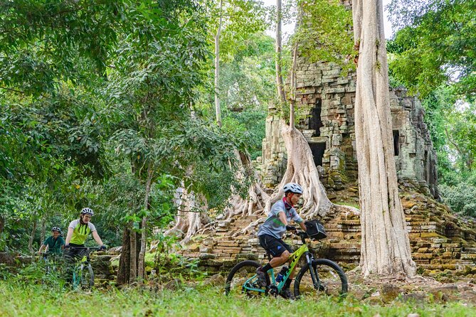 Angkor Bike & Gondola Ride at Twilight - Bayon, Angkor Thom, and the value of a small group