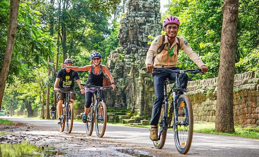 Angkor Bike tour & Gondola Sunset Boat - Rice fields, old plots, and the road out of the park