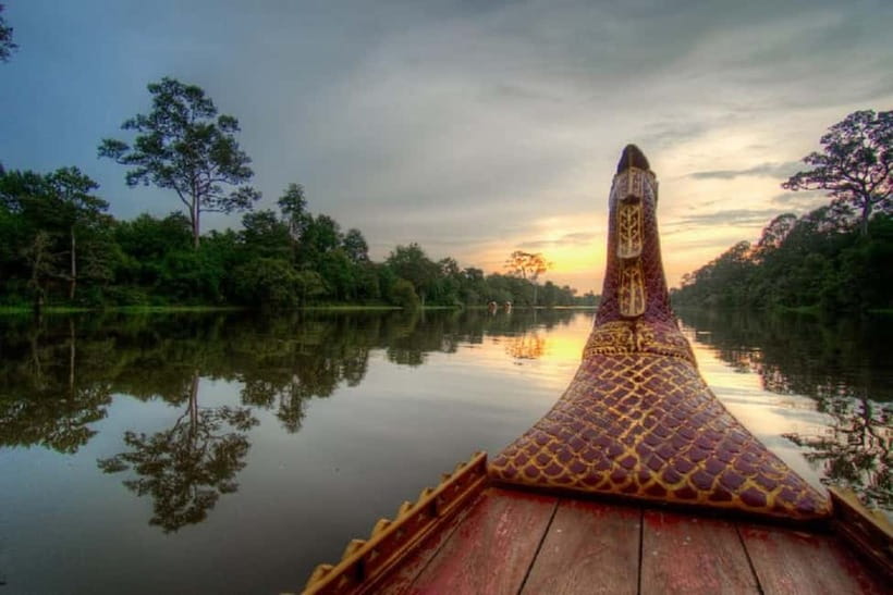 Angkor Bike tour & Gondola Sunset Boat - Sunset from a private Dragon Boat