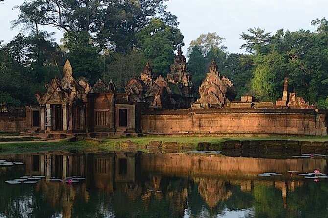Angkor Cab: Siem Reap 3 day private tour: 'off the beaten track' - The car, guide, and pace