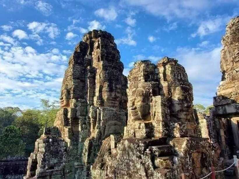 Angkor Cycling Tour - Bayon’s stone faces and lunch near the Elephant Terrace