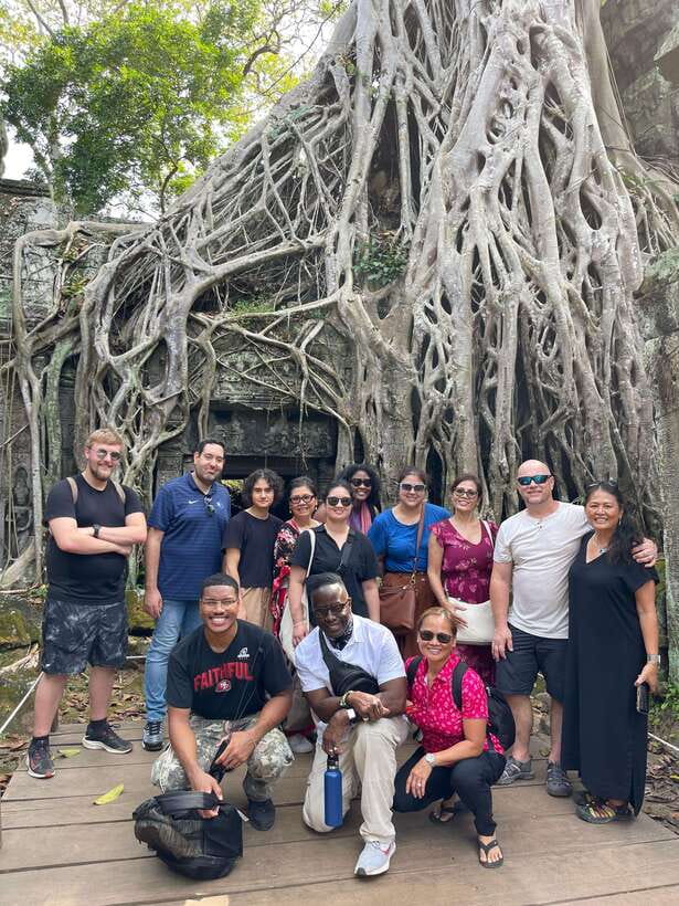 Angkor Highlights and Sunset Tour - Phnom Bakheng and the final sunset