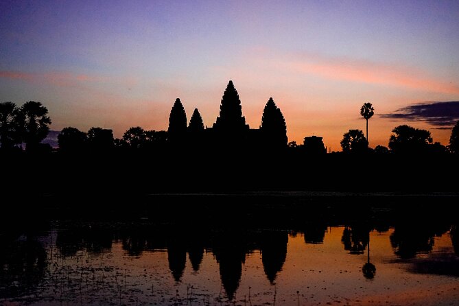 Angkor Sunrise Vespa Tour / Tuk Tuk or Car - Angkor Thom and the faces of Bayon