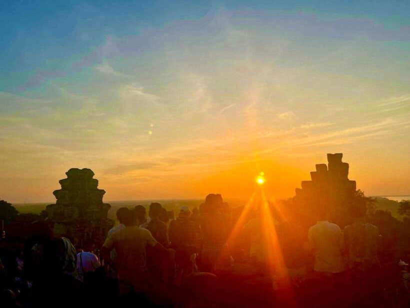 Angkor Wat, Angkor Thom, and Ta Prohm Day Trip with Sunset - Bayon’s stone faces reward a closer look