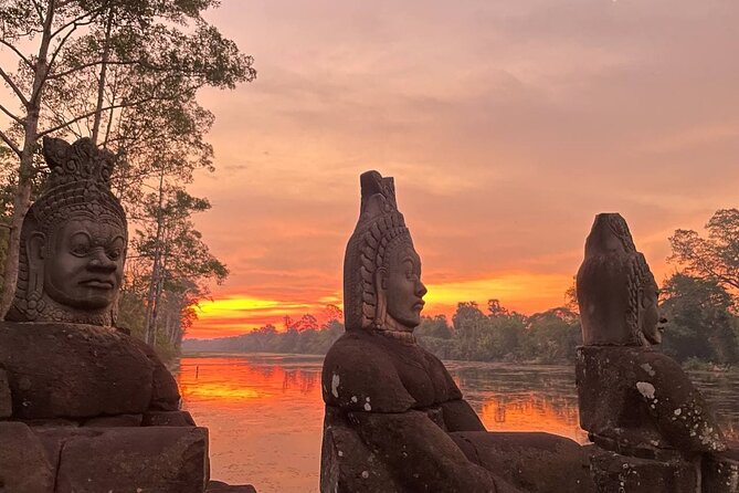 Angkor Wat at Sunrise - Entering the world’s largest religious monument