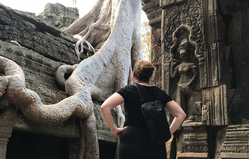 Angkor Wat by Vintage Jeep – Private Tour (Optional Sunrise) - Lunch in the shade, at your own expense