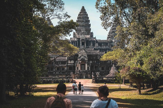 Angkor Wat Experience Temple Pass and Siem Reap Food Tour - Why this full-day format works in Siem Reap