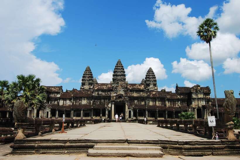 Angkor Wat Full-Day Private Tour with Sunrise - Key points at a glance