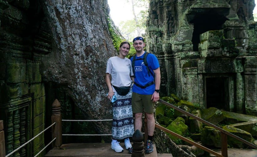 Angkor Wat: Guided Vespa Tour / Tuk Tuk or Car - Lunch near Srah Srang