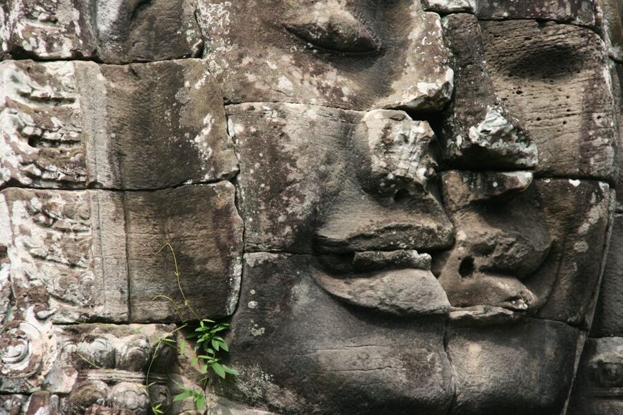 Angkor Wat in a vintage Jeep with driver - jeep rental - Drivers, communication, and what you can expect