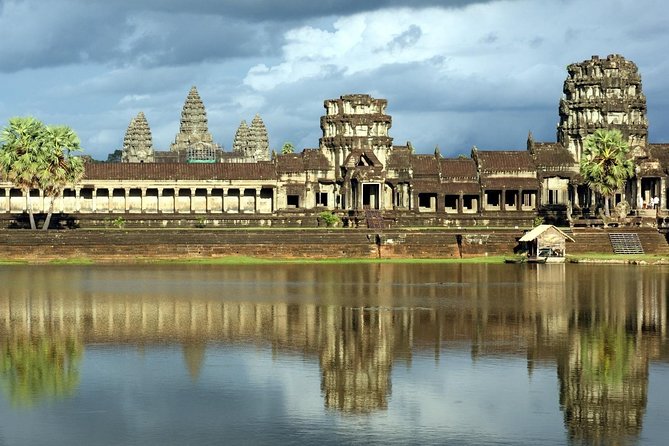 Angkor Wat plus Balloon Ride with Khmer Lunch - Meeting your guide and setting out from Siem Reap