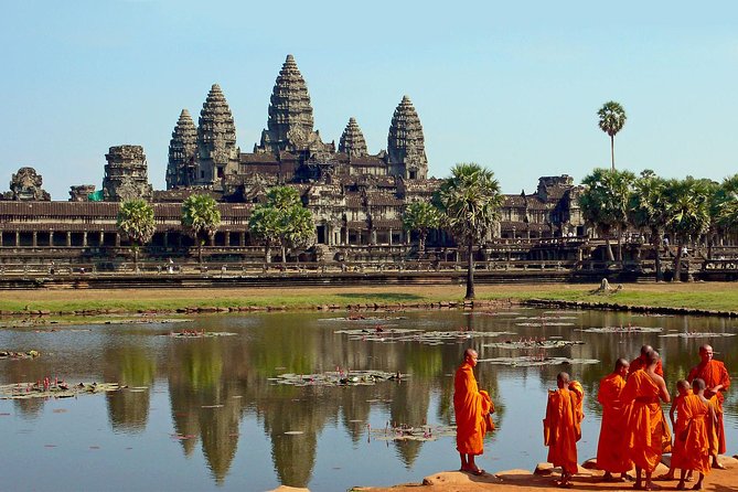 Angkor Wat Private Day Tour from Siem Reap - Angkor Wat and its long gallery of stories