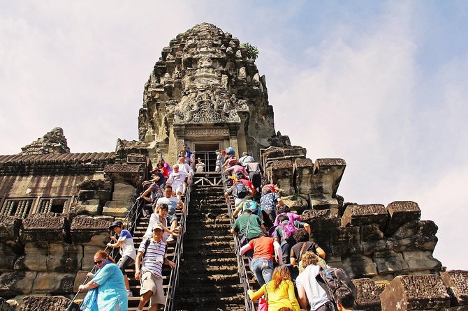 Angkor Wat Private Day Tour from Siem Reap - From Siem Reap to the Angkor Archaeological Park