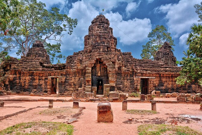 Angkor Wat Private Tuk-Tuk Tour (sunrise Option) & more - Ta Keo, a stark sandstone climb