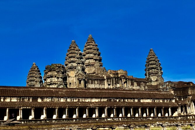 Angkor Wat Small Circuit & Sunset Tour - Banteay Kdei: a quieter half-hour stop