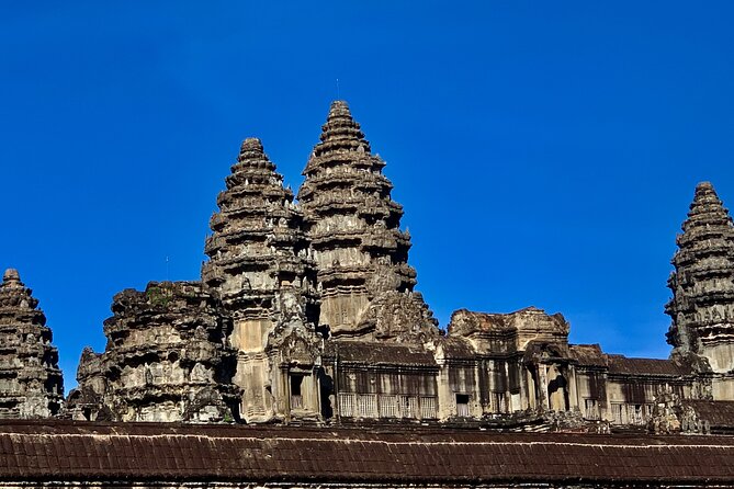 Angkor Wat Small Circuit & Sunset Tour - Angkor Thom: the final act before sunset