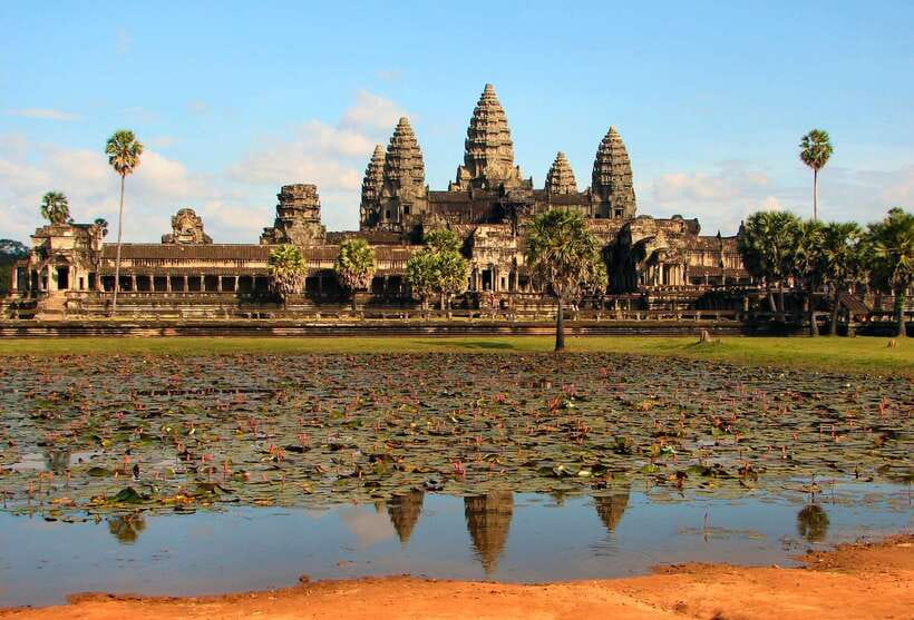Angkor Wat: Small-Group Tour with Balloon Ride and Lunch - Bayon’s 200 stone faces
