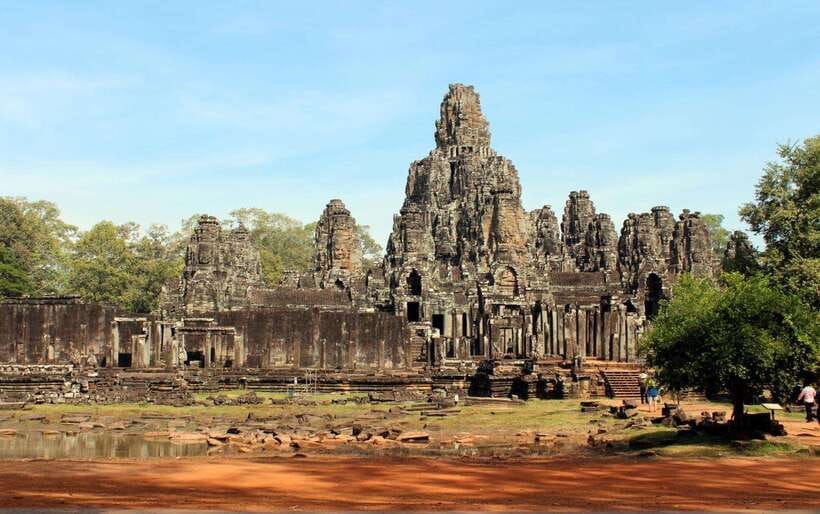 Angkor Wat Small Tour With Private Tuk Tuk - Banteay Kdei closes the five-temple route