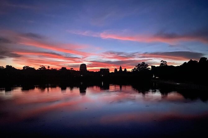 Angkor Wat Sunrise and Angkor Thom Sunset Tour - Why the split day makes sense in Siem Reap