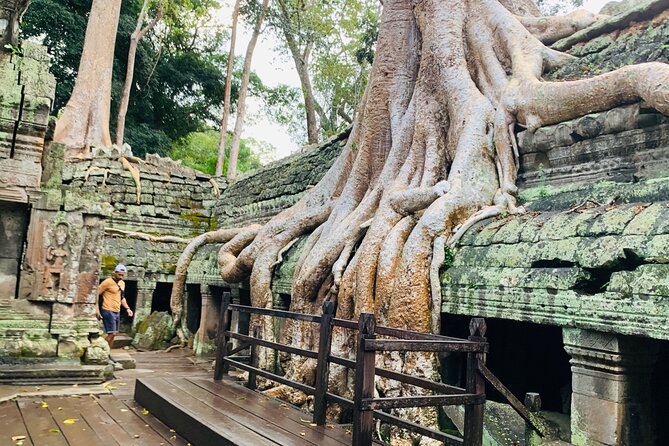 Angkor Wat Sunrise and Angkor Thom Sunset Tour - Banteay Kdei, a quieter third temple