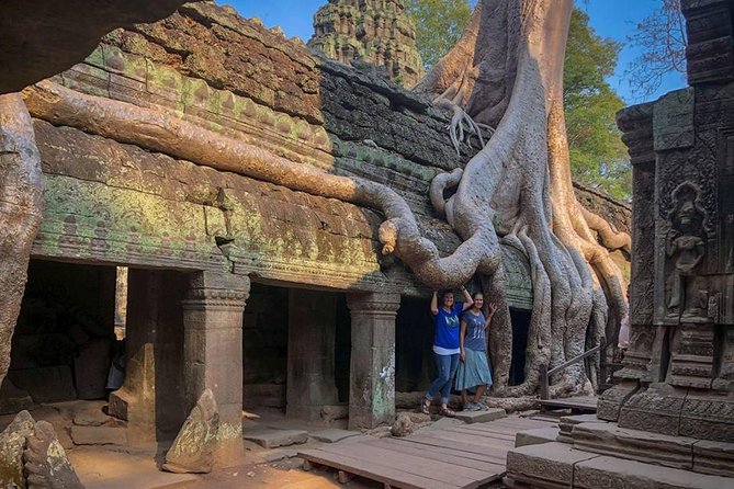 Angkor Wat Sunrise Experience with Breakfast - Angkor Thom’s Victory Gate